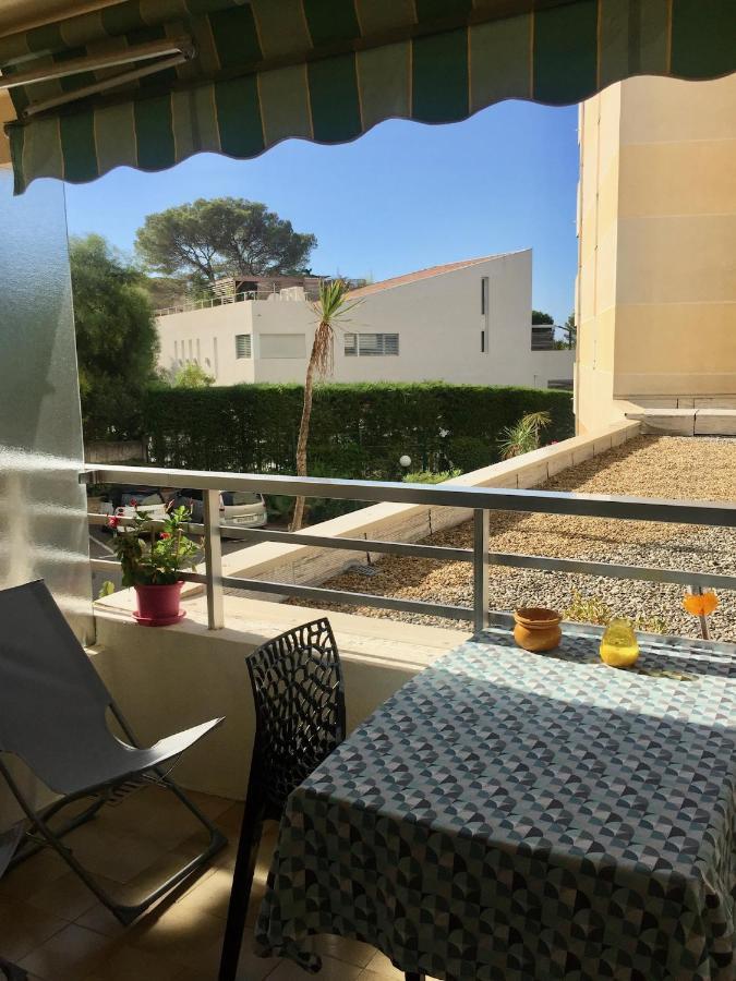 Studio 127, Vue Mer Et Piscine, Port Santa Lucia แซ็งต์-ราฟาเอล ภายนอก รูปภาพ