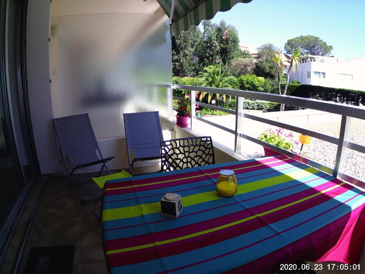 Studio 127, Vue Mer Et Piscine, Port Santa Lucia แซ็งต์-ราฟาเอล ภายนอก รูปภาพ