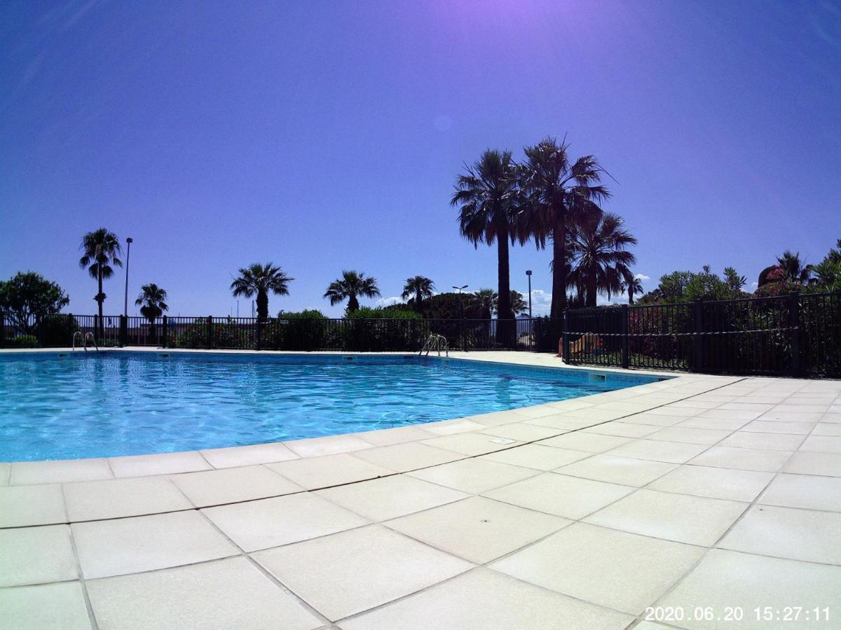 Studio 127, Vue Mer Et Piscine, Port Santa Lucia แซ็งต์-ราฟาเอล ภายนอก รูปภาพ