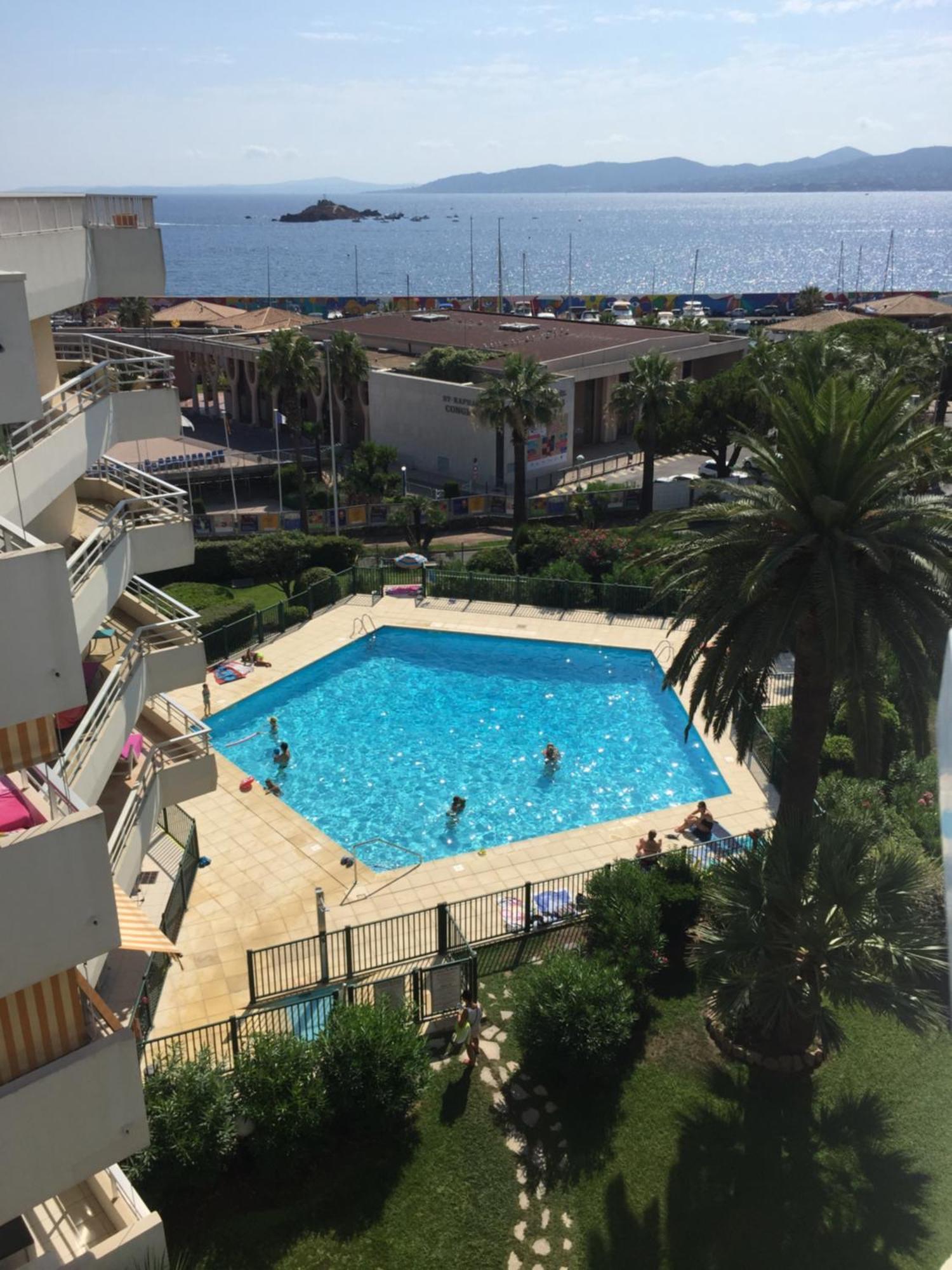 Studio 127, Vue Mer Et Piscine, Port Santa Lucia แซ็งต์-ราฟาเอล ภายนอก รูปภาพ